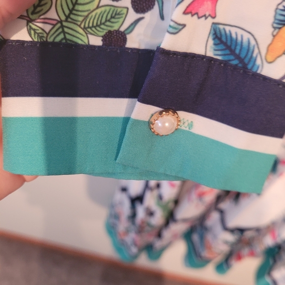 Dress - Picture 3 of 6